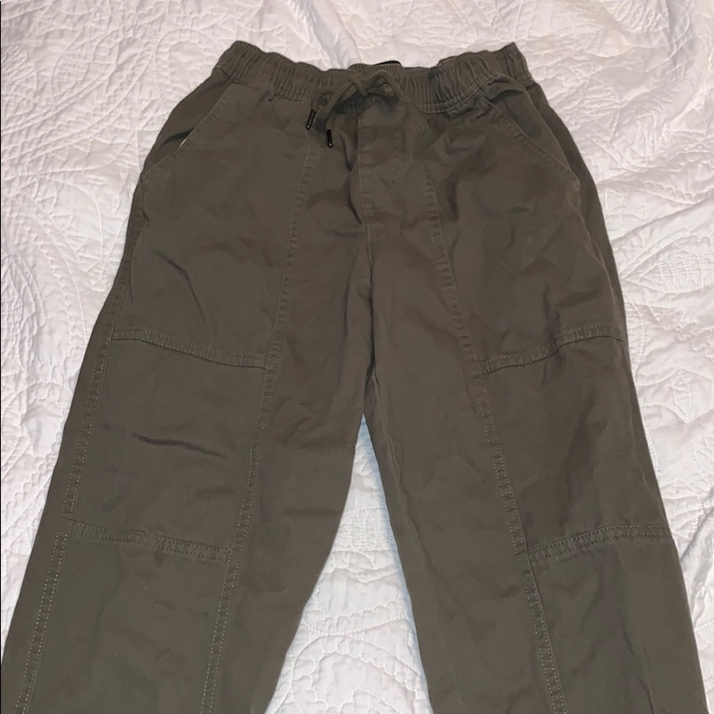 Forever 21 Cargo Style Pant